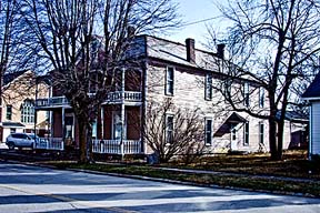 Haunted Paranormal Night at the Roads Hotel with Edward Shanahan